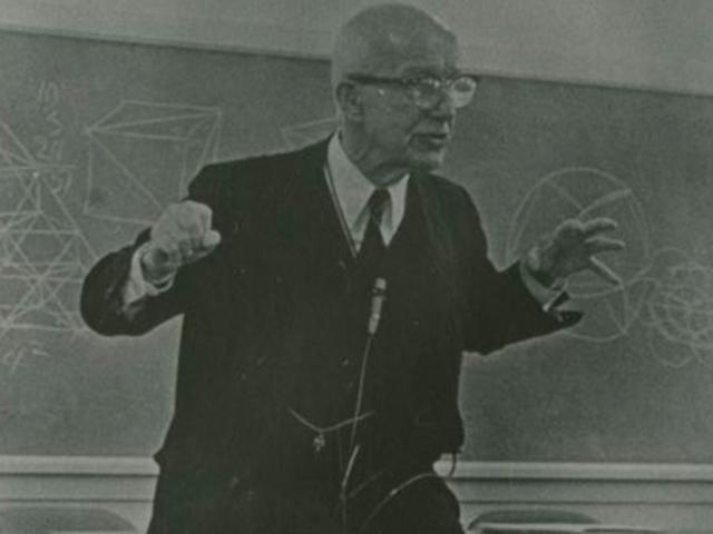 Buckminster Fuller speaking at CCS, late 1960's
