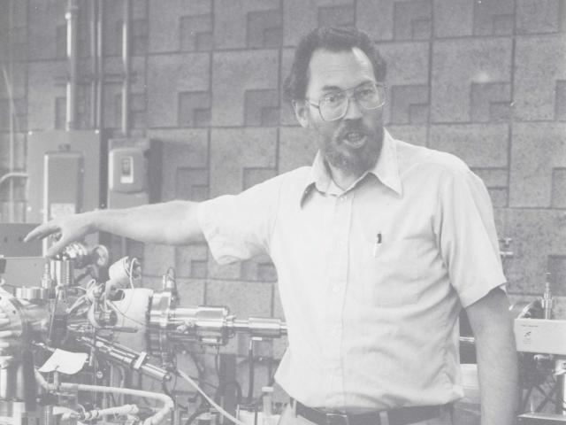 UCSB Professor Emeritus of Chemistry and Biochemistry, Don Aue