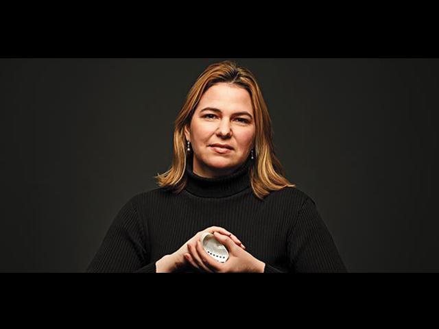 Dr. Angela Belcher ‘91 (CCS Biology). Photo: Jason Grow